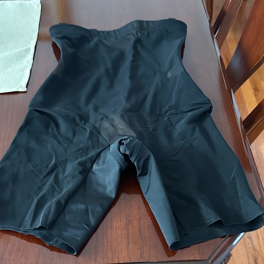 Honeylove Elegant Black and Cream Shapewear